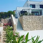 Visum Villa *
