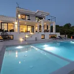 Visum Villa *
